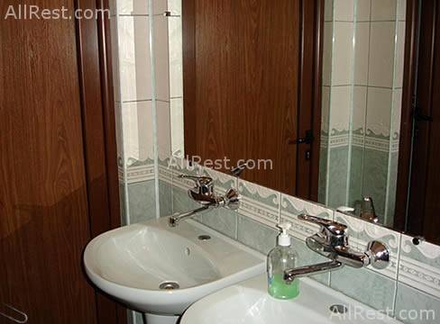 Hlebna Hotel 9